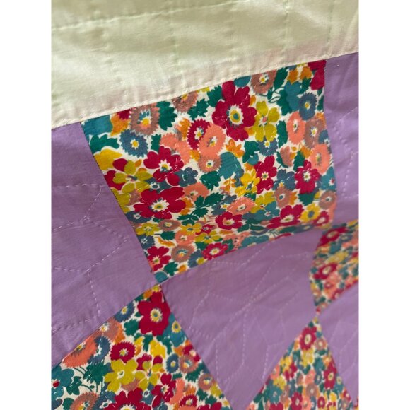 Vintage 60's Quilt Patchwork Purple Yellow Floral 92x78" - Picture 8 of 16